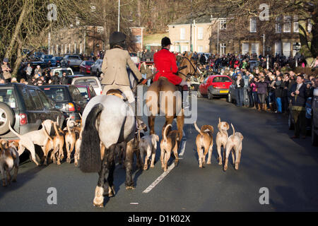 Wentbridge, West Yorkshire, Inghilterra, Regno Unito 26 dicembre 2012. Il Bramham e Badsworth Boxing day hunt ottiene in corso. Credito: Chris mcloughlin / Alamy Live News Foto Stock