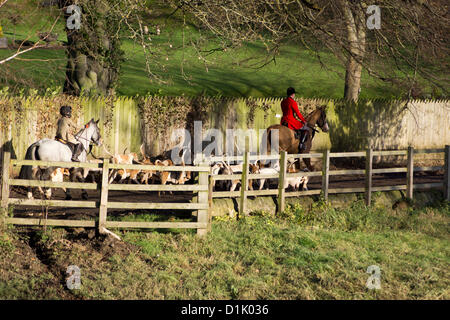 Wentbridge, West Yorkshire, Inghilterra, Regno Unito 26 dicembre 2012. Il Bramham e Badsworth Boxing day hunt ottiene in corso. Credito: Chris mcloughlin / Alamy Live News Foto Stock