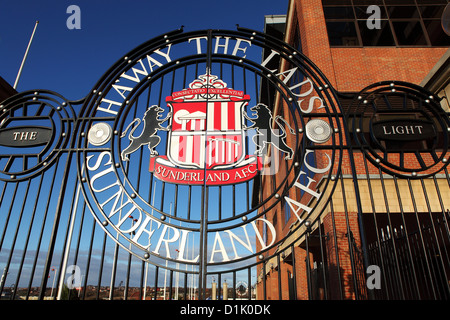 Cancelli presso lo stadio di luce a Sunderland, Inghilterra, Regno Unito. Foto Stock