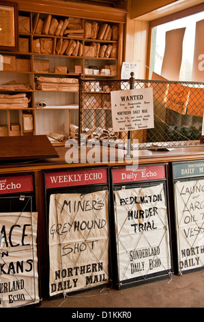 Giornale vittoriano ufficio stampa nel museo Beamish. Contea di Durham, Inghilterra Foto Stock