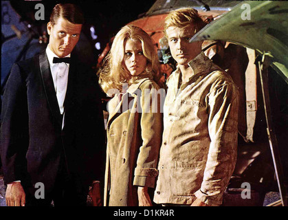 Ein Mann Wird Gejagt Chase, James Fox, Jane Fonda, Robert Redford Bubber Reeves (Robert Redford, r) ist aus dem Gefängnis Foto Stock