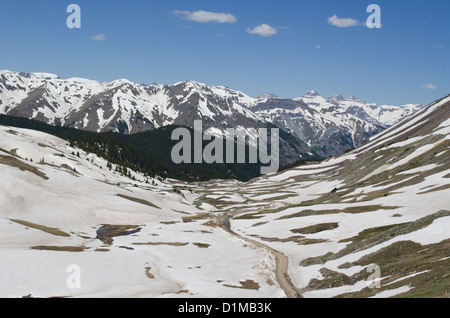 Ingegnere passare jeep tour va a 12.500 ft elevazione tra Silverton e e Lake City Colorado in San Juan Mountains Foto Stock