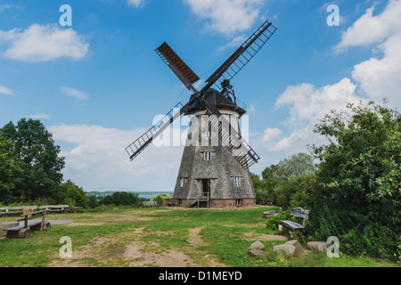 Mulino a vento olandese del XIX secolo, Benz, isola di Usedom, Vorpommern-Greifswald, Meclemburgo-Pomerania Occidentale, Germania, Europa Foto Stock