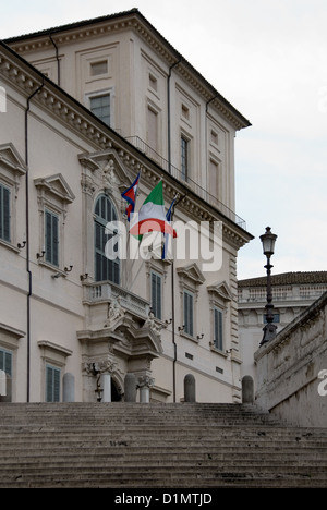 Palazzo del Quirinale - la residenza ufficiale del Presidente della Repubblica Italiana Foto Stock