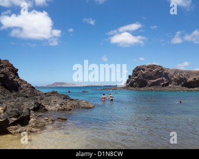 Playa de Spiaggia Papagayo vicino a Playa Blanca, Lanzarote, Isole Canarie Foto Stock