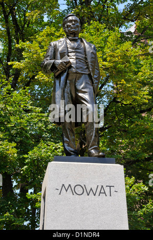 Oliver Mowat assemblea legislativa Queen's Park Toronto Ontario Canada città capitale ex primo ministro di Ontario Foto Stock