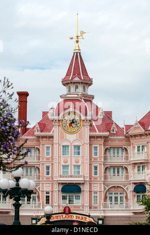 Al Parco Disneyland Parigi Francia - Ingresso Foto Stock