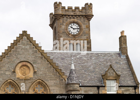 Orologio su una torre di castello a Lerwick, Shetland Foto Stock