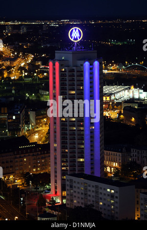 Leipzig, Germania, conservatorio illuminato grattacielo per la festa delle luci 2009 Foto Stock