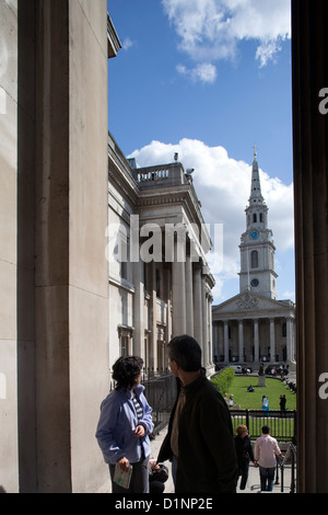 Londra, Regno Unito, vista dalla Galleria Nazionale di San Martin-in-the-Fields Foto Stock