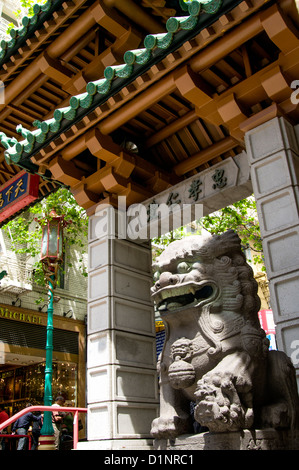 Chinatown Gateway o Dragon's Gate, San Francisco, California Foto Stock