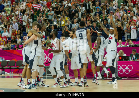 Stati Uniti d'America sconfitte in Spagna la medaglia d oro di pallacanestro degli uomini di gioco presso le Olimpiadi estive di Londra, 2012 Foto Stock