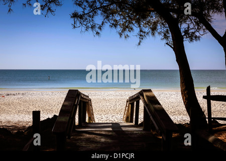 La spiaggia di sabbia bianca su Anna Maria Island in Florida Foto Stock