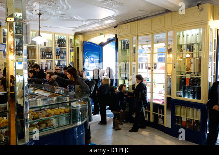 , Pasteis de Belem, Lisbona, Portogallo, pasta sfoglia, crema pasticcera nata Foto Stock