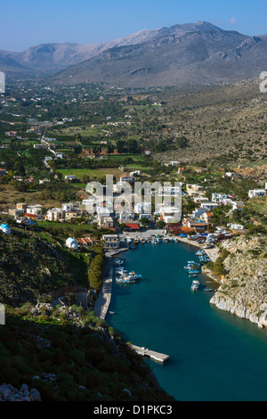 Le piccole imbarcazioni da pesca, Vathi Harbour, Kalymnos, Grecia Foto Stock