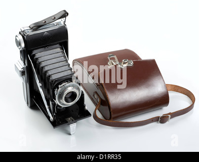 Vintage Agfa Billy fotocamera pieghevole - circa 1951 inc. sacchetto originale Foto Stock