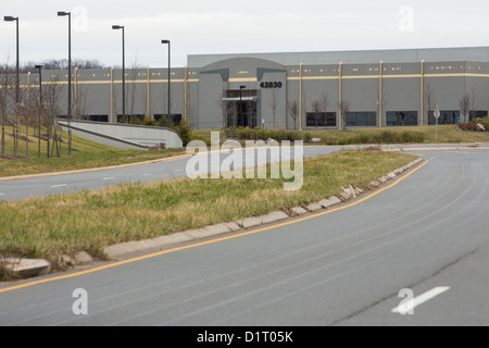 Un centro dati complesso in cui Amazon.com è noto di locazione dello spazio in ASHBURN, Virginia. Foto Stock