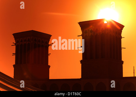 Windcatcher tradizionale (Badgir), Yazd, Iran Foto Stock