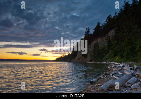 Tramonto a Camano Island State Park, Washington, Stati Uniti d'America Foto Stock