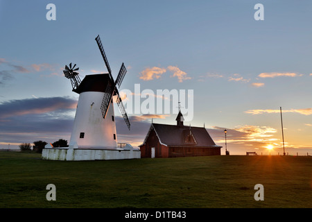 Il mulino a vento di Lytham; Lancashire, Regno Unito Foto Stock