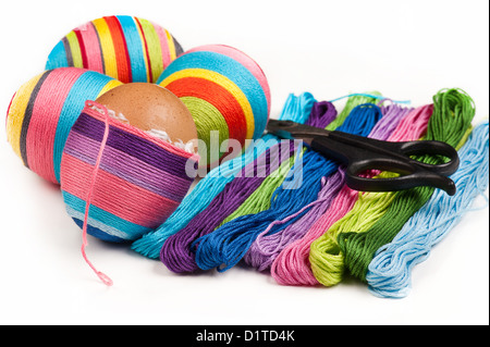 Fai da te uova di Pasqua decorazione Foto Stock