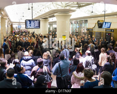 Folle, New Jersey Transit Area, Penn Station, NYC 2012 Foto Stock