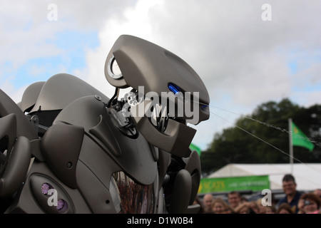 Titan il robot a Romsey Visualizza Hampshire Foto Stock