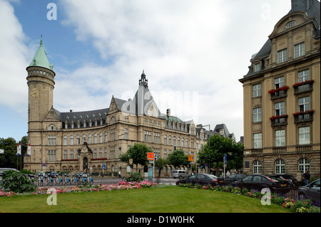 Lussemburgo, la banca di proprietà statale e la cassa di risparmio in Lussemburgo, Place de Metz Foto Stock