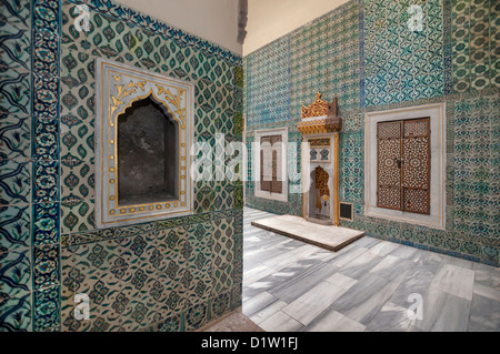 La Hall con una fontana in Harem,Palazzo Topkapi,istanbul, Turchia Foto Stock