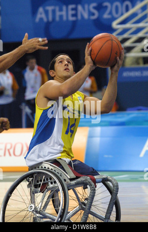 Basket in carrozzella, alle Paralimpiadi di Atene, 2004 Foto Stock