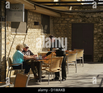 Spagna, Andalusia - la città di montagna di Ronda. Il Parador. Che serve tapas nel pomeriggio. Foto Stock