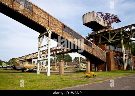 V2 edifici di fabbrica gru, Peenemunde, Usedom, Germania Foto Stock