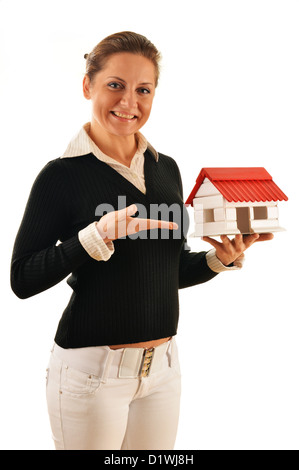 Agente immobiliare azienda piccola casa isolata su bianco Foto Stock