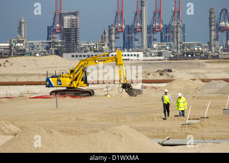 Nuova Terra. Sito in costruzione di Maasvlakte 2, l'espansione della Rotterdam deep sea port. Paesi Bassi Foto Stock