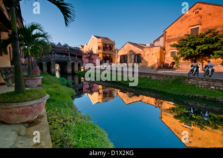 Ponte coperto giapponese, Hoi An, Sito Patrimonio Mondiale dell'UNESCO, Vietnam, Indocina, Asia sud-orientale, Asia Foto Stock