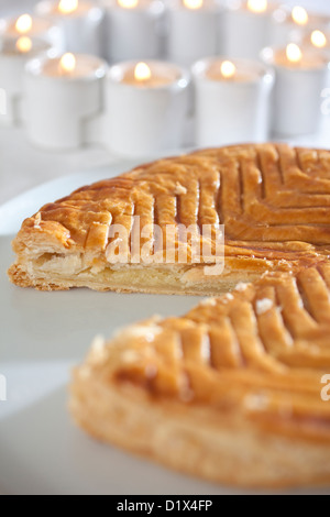 Il francese epifania torta, la galette des Rois Foto Stock