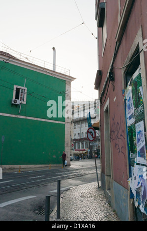 Street nel quartiere di Alcantara, Lisbona, Portogallo Foto Stock