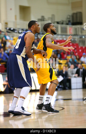 UT Chattanooga sconfigge Kennesaw membro 65-51. Il 24 novembre 2012. Kennesaw, Georgia. Stati Uniti d'America. NCAA Division I di pallacanestro degli uomini. Foto Stock