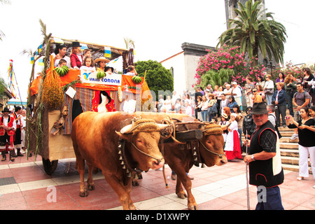 Locale festa religiosa nell'isola di Tenerife (Spagna) Foto Stock