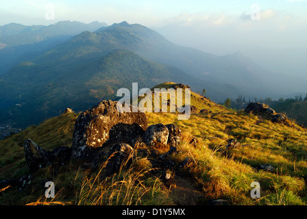 Ponmudi colline in Kerala India Foto Stock