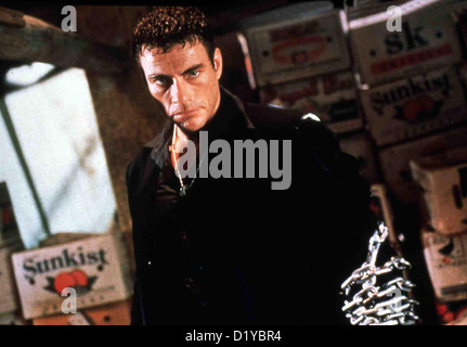 Knock Off knock off Marcus Ray (Jean-Claude Van Damme) *** Caption locale *** 1998 Sony/TriStar Foto Stock