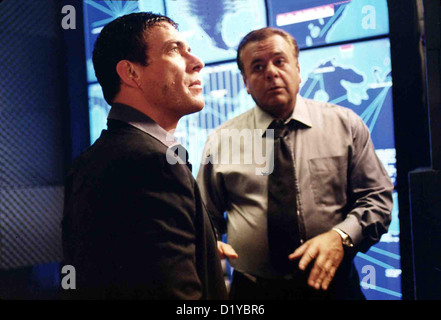 Knock Off knock off Marcus Ray (Jean-Claude Van Damme), Harry Johannson (Paul Sorvino) *** Caption locale *** 1998 Sony/TriStar Foto Stock