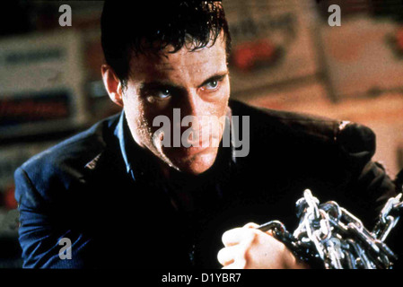 Knock Off knock off Marcus Ray (Jean-Claude Van Damme) *** Caption locale *** 1998 Sony/TriStar Foto Stock