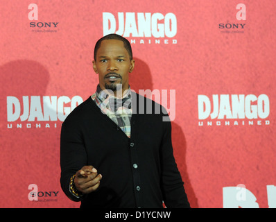 Noi attore Jamie Foxx pone durante un photocall per il suo nuovo film 'Django Unchained" di Berlino, Germania, 08 gennaio 2013. Il film è atteso per il suo schermo in Germania il 17 gennaio 2013. Foto: Britta Pedersen Foto Stock