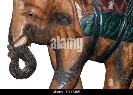 Di legno grande elefante scolpito tagliati fuori da vicino Foto Stock