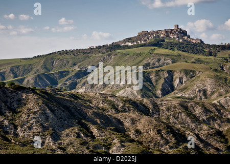Città fantasma di Craco, provincia di Matera, Basilicata, Italia Foto Stock
