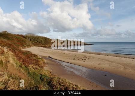 Vista di yr Traeth ora dall'Isola di Anglesey Sentiero costiero Foto Stock