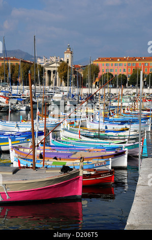 Vanta a Bassin Lympia, Nizza Cote d'Azur, in Francia del Sud, Sud Francia, Europa Foto Stock