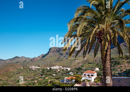 Tejeda ai piedi di La Roque Bentayga, Gran Canaria Isole Canarie Spagna Foto Stock