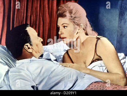 Dreimal Nach Mexiko matrimonio sulle rocce di Frank Sinatra, Deborah Kerr Valerie Edwards (Deborah Kerr) gehorcht dem ihres di ratto Foto Stock